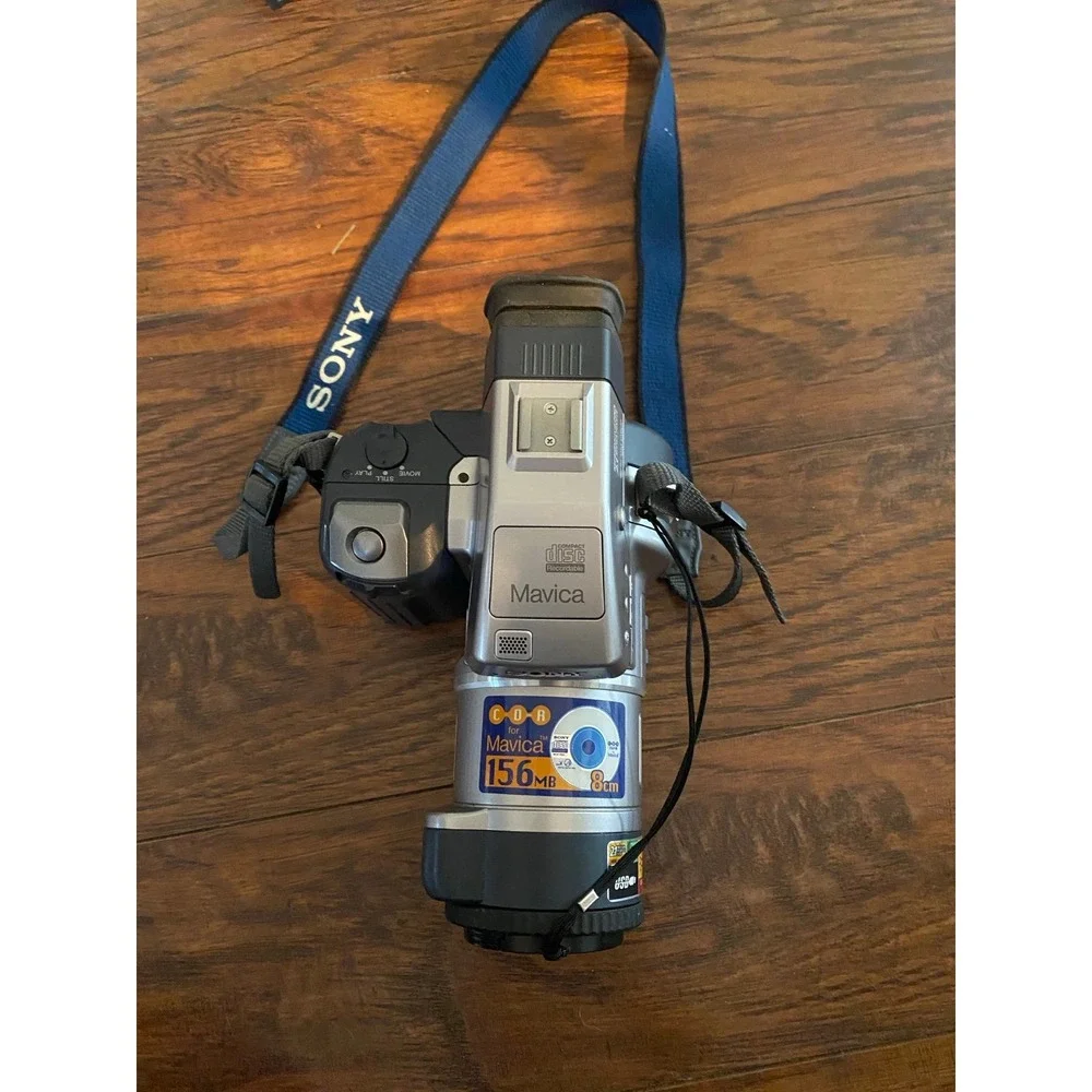 Camera lot . Vintage Sony Mavica MVC-CD1000  & mercury cyber pick E-250